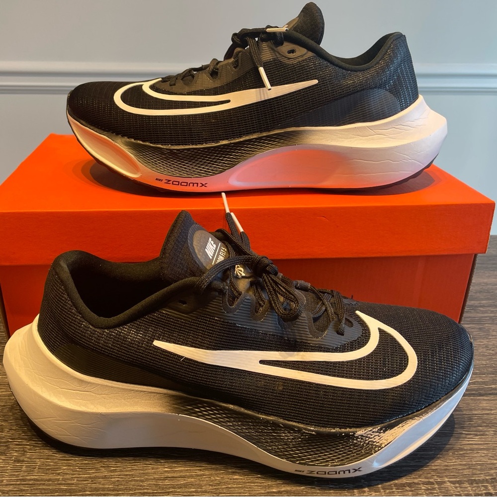 Nike Air ZoomX ZoomFly Zoom Fly 5 men running shoes great condition sz 11 racing